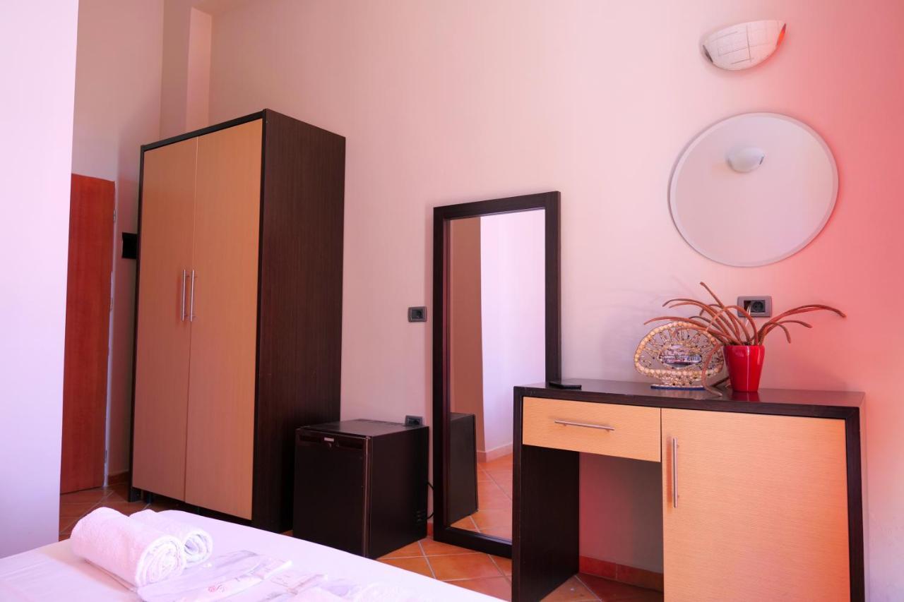 Hotel Ceka Sarandë Exterior foto
