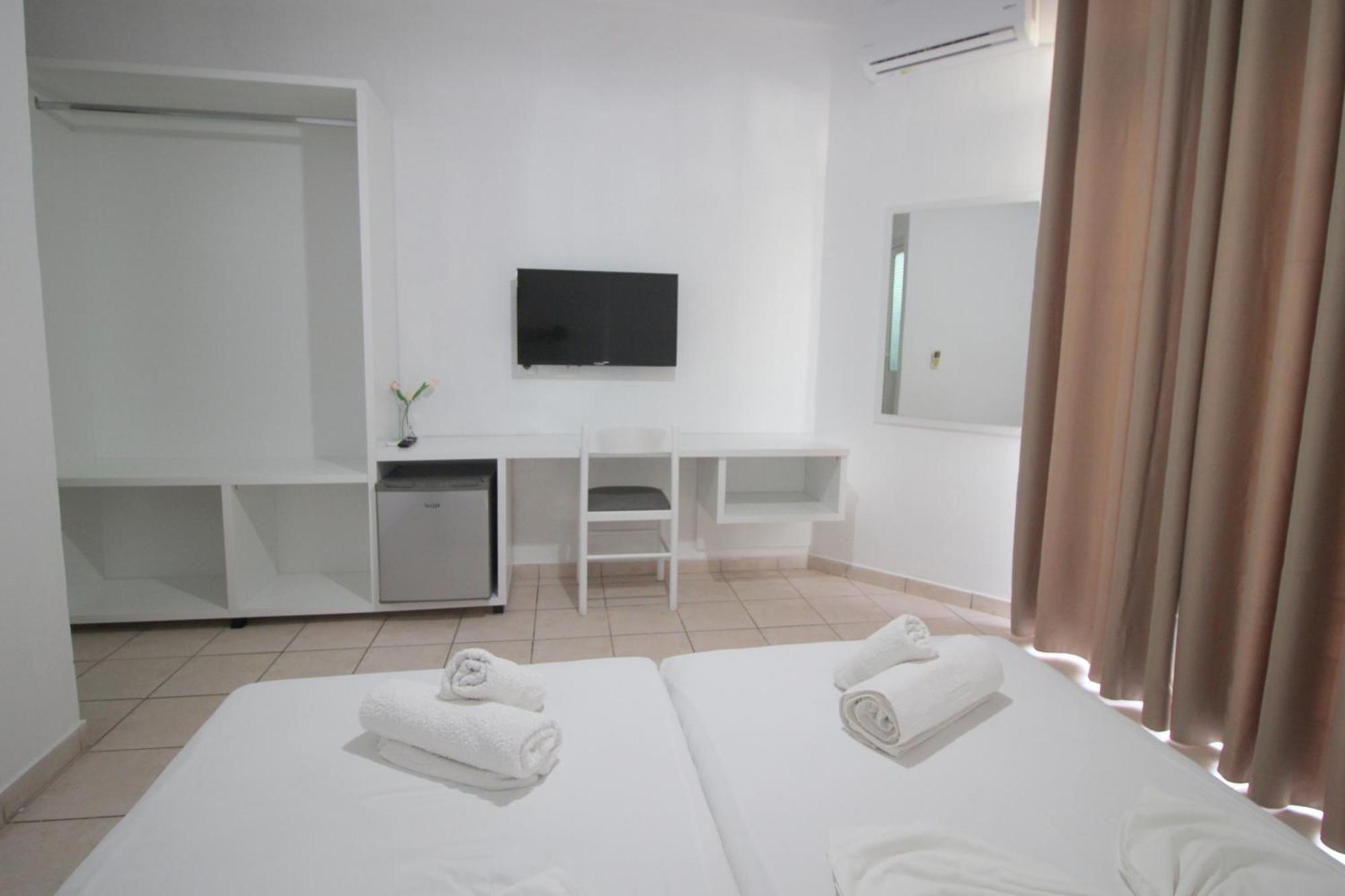 Hotel Ceka Sarandë Exterior foto